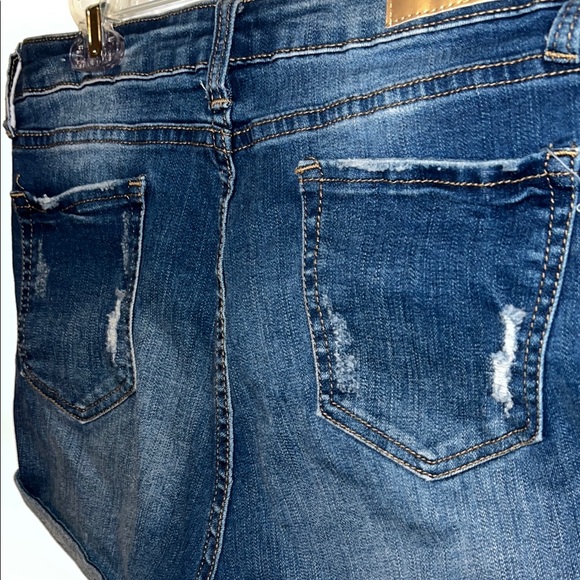 Thread Market Button Fly Distressed Denim Shorts - Picture 4 of 6